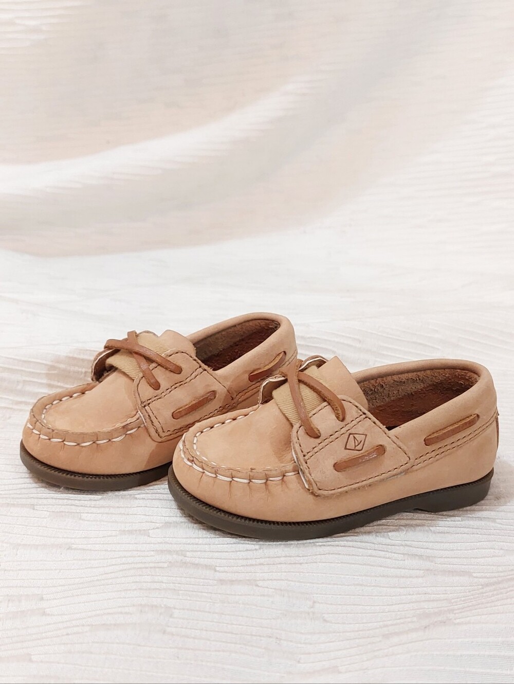 Sperry Kids Tan Moccasin Loafers Size 4
